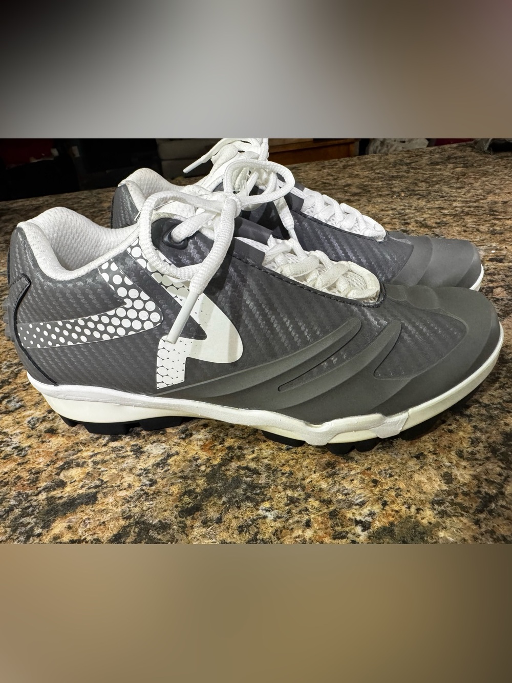 RIP IT Ringor Sz 5.5 Molded Women’s Softball Cleats Gray Pitcher Toe Shoes